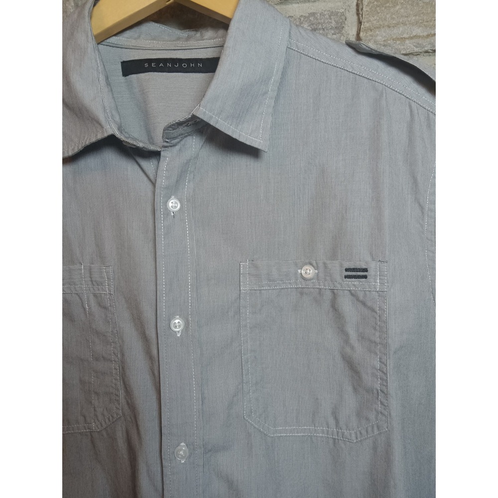Sean John Men' Gray Pinstripe Short Sleeve Button Up Casual Shirt Y2K - Picture 3 of 9